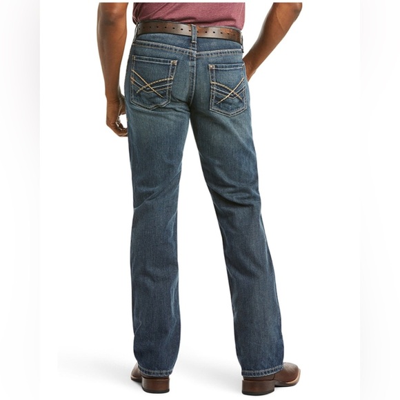 Ariat slim Straight,stackable M5 Arrowhead Dead-run 100% cotton SZ 34 X 34 DRK - Picture 1 of 9